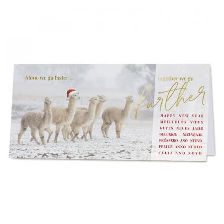 Vrolijke nieuwjaarskaart voor bedrijven met alpaca's in sneeuwlandschap